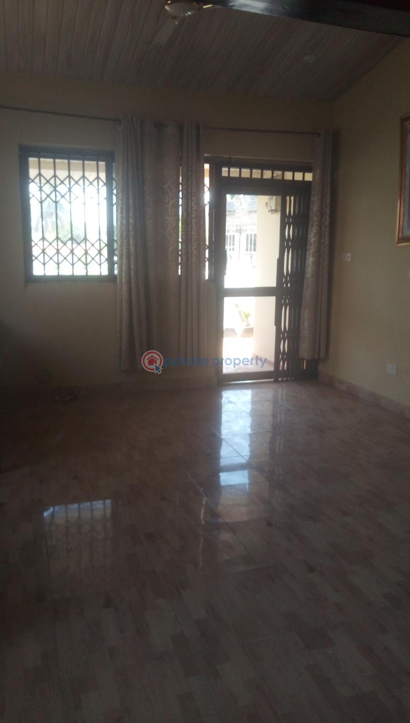 3 bedroom Commercial Property For Rent Osu Road South Labadi Accra - 5