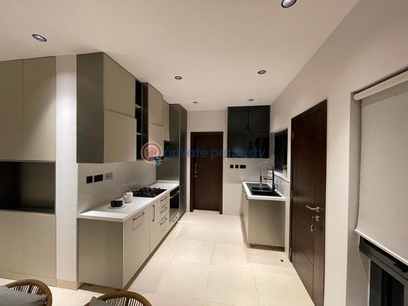 3 bedroom Townhouse For Sale Airport Residential Area Accra - 7