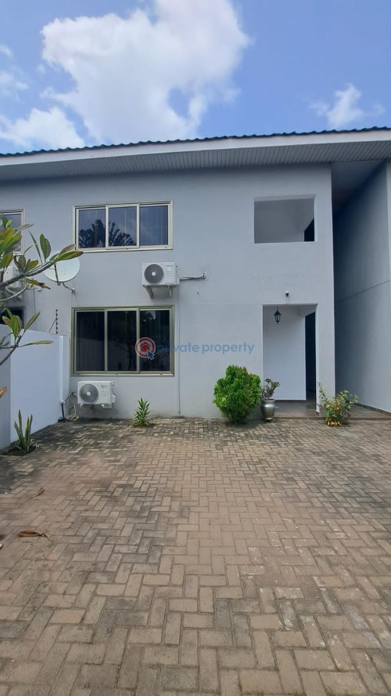 3 bedroom Townhouse For Rent Cantonments Accra - 0