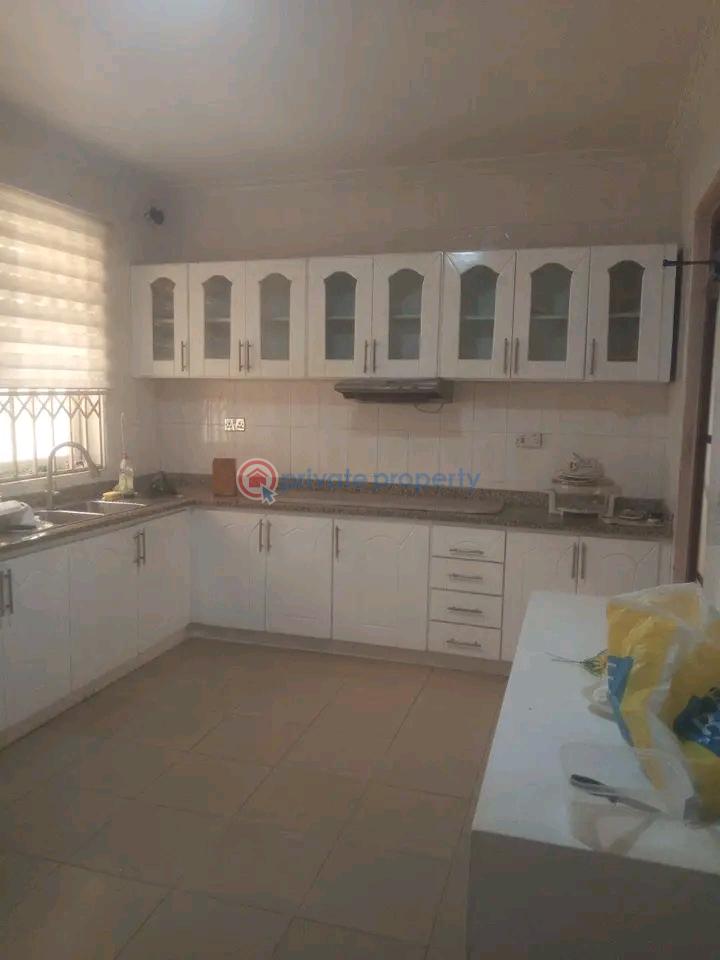 4 bedroom House For Rent Baatsona Estate Spintex Accra - 6
