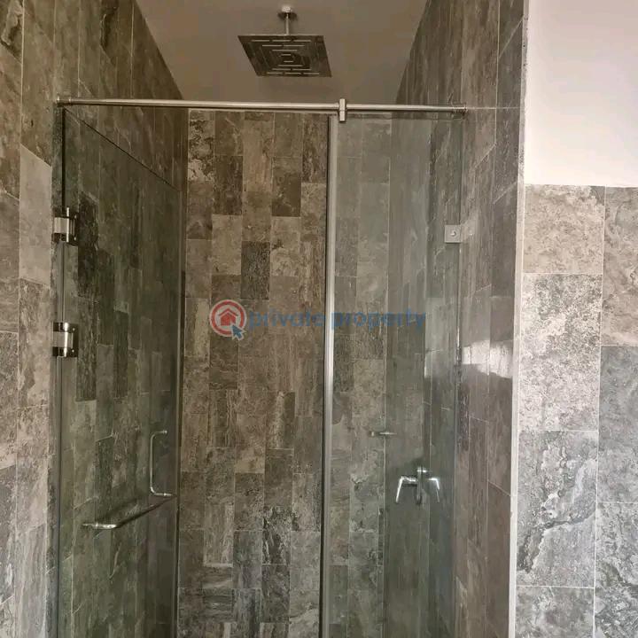 4 bedroom Townhouse For Rent Cantonments Accra - 2