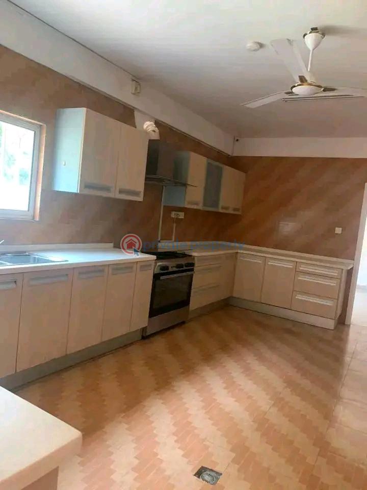 5 bedroom Warehouse For Sale Close To The Italian Embassy Accra Ghana Cantonments  - 0