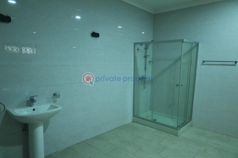 6 bedroom House For Sale oyibi. Accra - 11