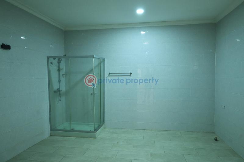 6 bedroom House For Sale oyibi. Accra - 10