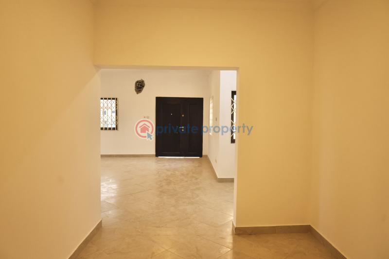 6 bedroom House For Sale oyibi. Accra - 7