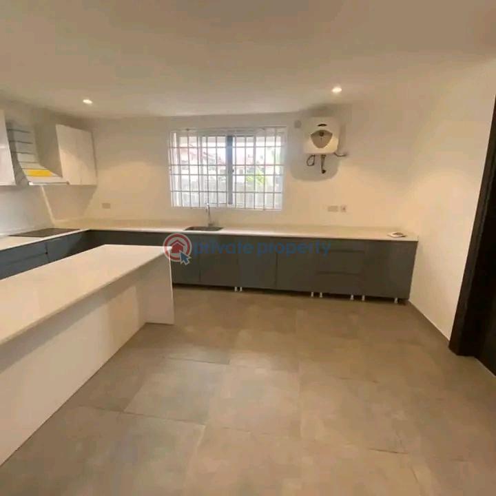3 bedroom Townhouse For Rent Cantonments Accra - 8