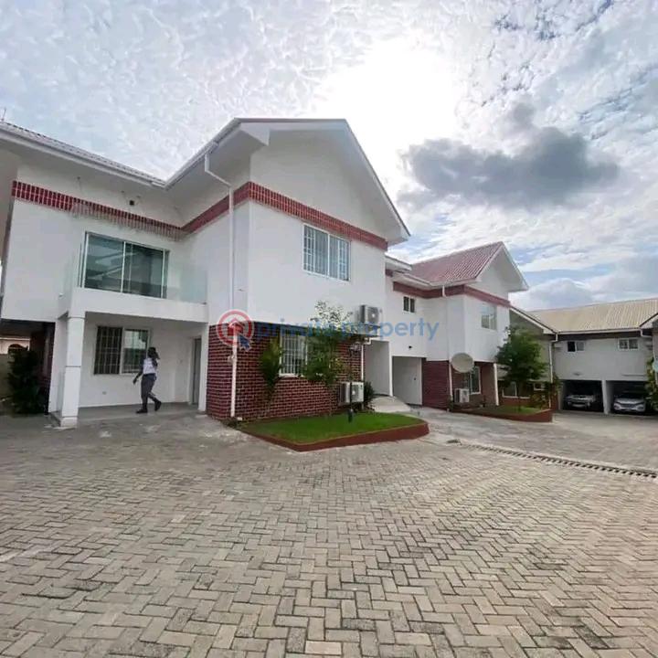 3 bedroom Townhouse For Rent Cantonments Accra - 0