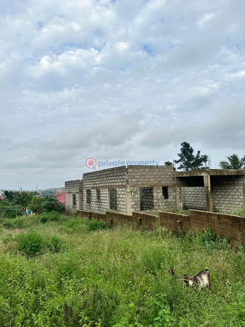 3 bedroom Detached Bungalow For Sale Broadcastle Ga South Municipal Accra - 3