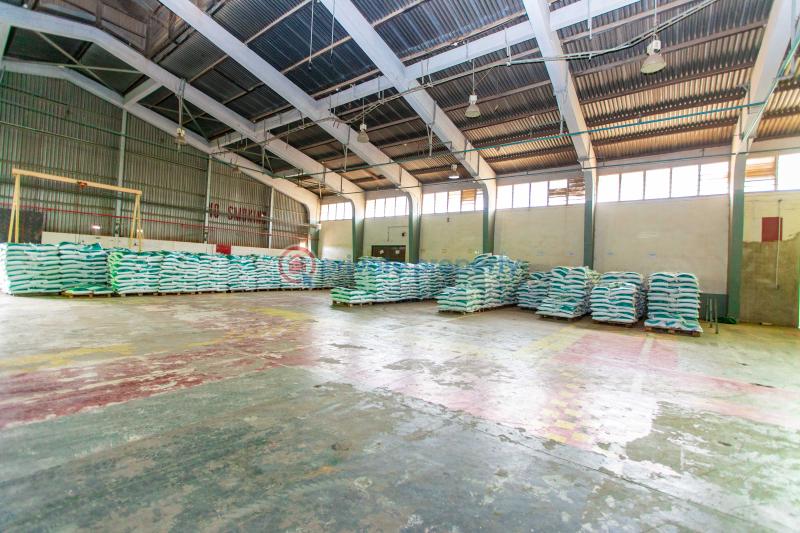 Warehouse For Sale Industrial Area Tema Accra - 8