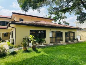 10 bedroom Office Space For Rent Bawaleshie Road East Legon Accra