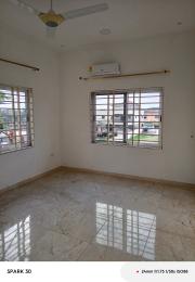 2 bedroom Apartment For Rent The Browns Realtor ,osu Papaya Down To Beijing Clinic Osu Accra