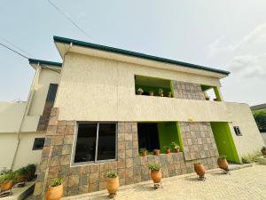 6 bedroom House For Sale Dzorwulu Accra