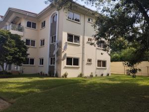 3 bedroom Apartment For Sale Airport Residential Area Accra
