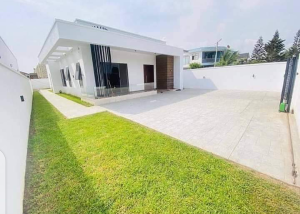 3 bedroom House For Sale Sakumono Celebrity Golf Estate Tema West Municipal District Accra