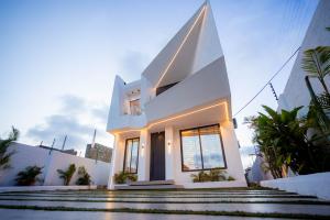 3 bedroom House For Sale East Legon Adjringano East Legon (Okponglo) Accra
