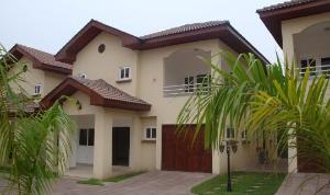 4 bedroom Townhouse For Sale Airport Residential Area Accra