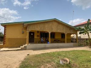 4 bedroom House For Sale Doboro. Behind Blueskies Suhum/Kraboa/Coaltar Eastern Region
