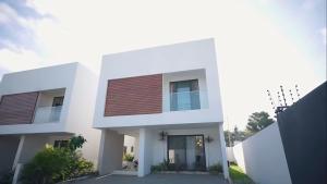 4 bedroom House For Sale Sakumono Lashibi Accra
