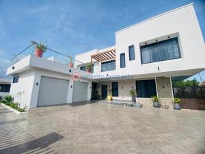 5 bedroom House For Sale Sakumono Celebrity Golf Estate Tema West Municipal District Accra