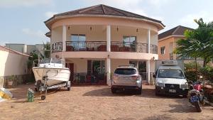 5 bedroom House For Sale West Airport Airport Residential Area Accra