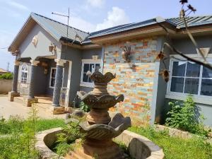 6 bedroom Detached Duplex For Sale Agape Ablekuma Ghana Accra Metropolitan 