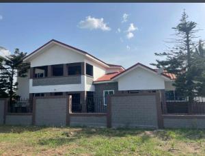 7 bedroom Detached Bungalow For Sale Plot No 27 Anwomasu, Sekyere Central, Ashanti Sekyere Central Ashanti