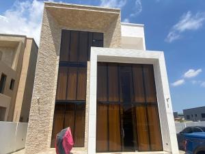 6 bedroom House For Sale Nmai Dzorn School Junction Nanakrom East Legon Accra