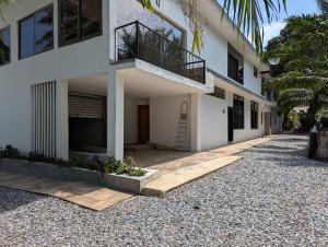 8 bedroom Office Space For Rent Cantonments Accra