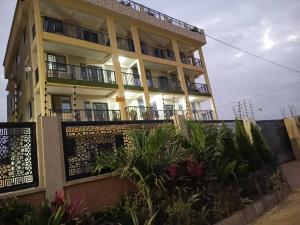 2 bedroom Apartment Short let School Junction East Legon Accra