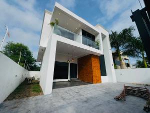 3 bedroom House For Sale Trasacco Accra East Legon 
