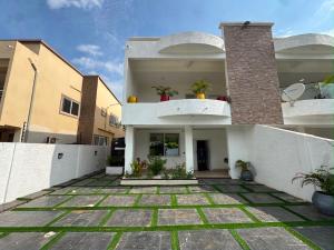 3 bedroom House For Sale Ashaley Botwe Adenta Municipal Accra