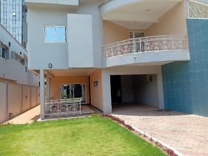 3 bedroom Semi detached Duplex For Rent Airport Residential Area Accra