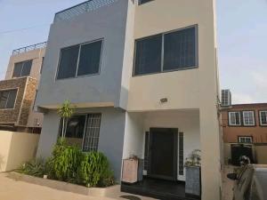 4 bedroom House For Rent East Airport Airport Residential Area Accra