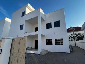 4 bedroom House For Sale Adjiringanor East Legon Accra