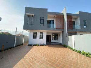 5 bedroom House For Sale Oyarifa Adenta Municipal Accra