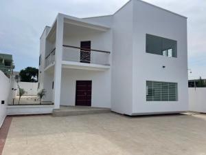 5 bedroom House For Sale French School Accra East Legon 