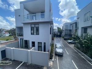 4 bedroom Townhouse For Rent Accra Ghana Cantonments 