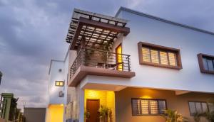 3 bedroom Townhouse For Sale Adjiringanor East Legon Accra