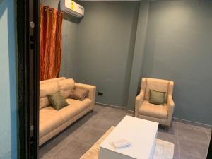 2 bedroom Apartment For Rent Dzorwulu Accra