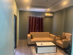 2 bedroom Apartment For Rent Dzorwulu Accra