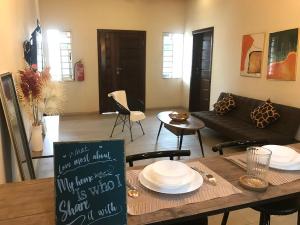 2 bedroom Apartment For Rent East Airport Airport Residential Area Accra