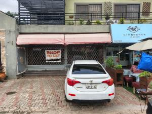 Shop For Rent Osu Road Accra