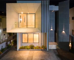 4 bedroom Detached Duplex For Sale East Legon Accra