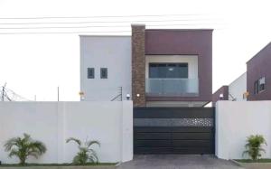 4 bedroom Townhouse For Rent Abelemkpe Accra
