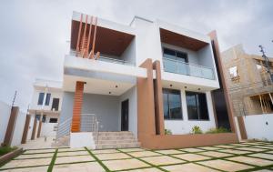 4 bedroom House For Sale Com 14 Sakumono Spintex Accra