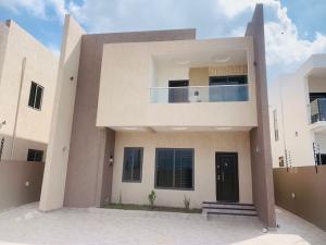 5 bedroom House For Sale Lakeside Estates. Adenta Municipal Accra