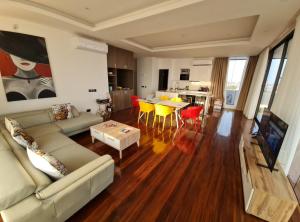 2 bedroom Apartment For Rent Osu Accra