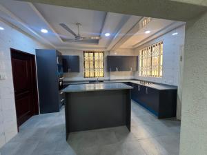 5 bedroom House For Sale Hans Cottage Cape Coast Metropolitan Central Region
