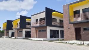 4 bedroom Townhouse For Rent Abelemkpe Accra