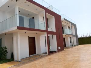 4 bedroom Townhouse For Sale Abelemkpe Accra